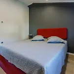 Einzigartiges Penthouse Mit Herrlichem Meerblick, Hundefreundlich, Privatparkplatz דירה *
