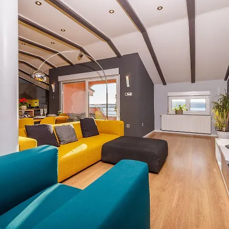Einzigartiges Penthouse Mit Herrlichem Meerblick, Hundefreundlich, Privatparkplatz 크리크베니카