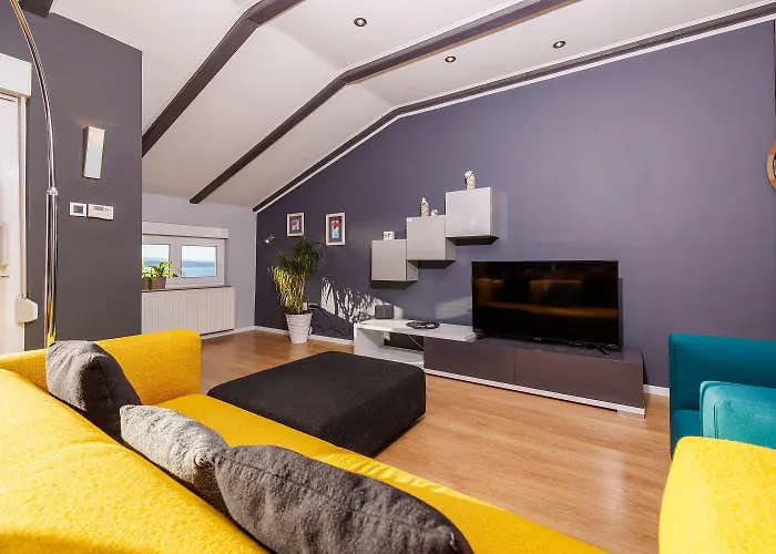 Einzigartiges Penthouse Mit Herrlichem Meerblick, Hundefreundlich, Privatparkplatz 아파트 크리크베니카