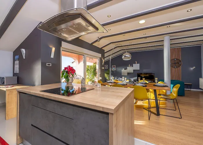 아파트 Einzigartiges Penthouse Mit Herrlichem Meerblick, Hundefreundlich, Privatparkplatz *