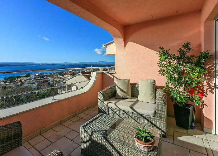 Einzigartiges Penthouse Mit Herrlichem Meerblick, Hundefreundlich, Privatparkplatz 아파트 크리크베니카
