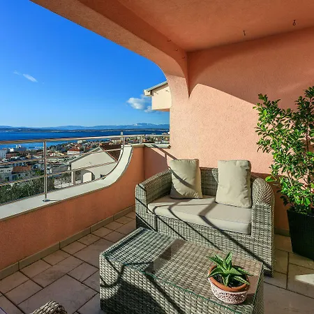 Einzigartiges Penthouse Mit Herrlichem Meerblick, Hundefreundlich, Privatparkplatz Apartament Crikvenica