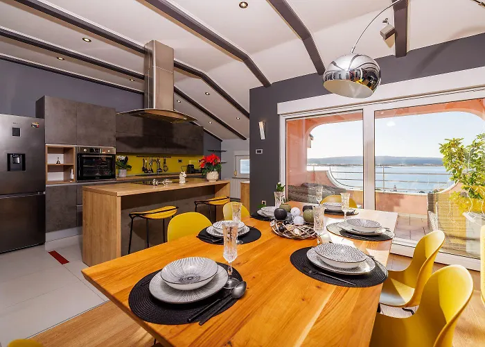 Einzigartiges Penthouse Mit Herrlichem Meerblick, Hundefreundlich, Privatparkplatz
