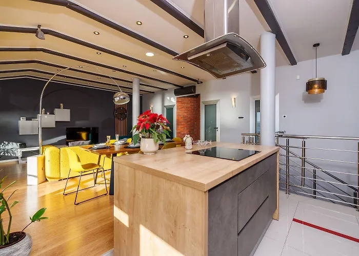 Einzigartiges Penthouse Mit Herrlichem Meerblick, Hundefreundlich, Privatparkplatz *