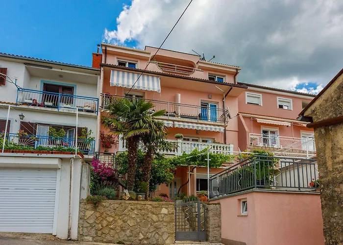 Einzigartiges Penthouse Mit Herrlichem Meerblick, Hundefreundlich, Privatparkplatz * Crikvenica